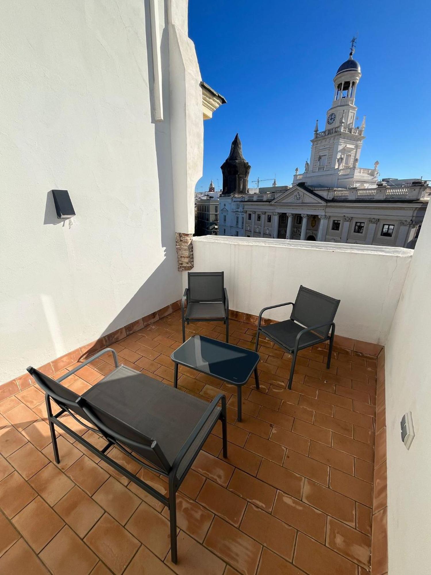 Penthouse La Plaza En Cadiz Centro Grupo Ac Gestion Apartment Luaran gambar